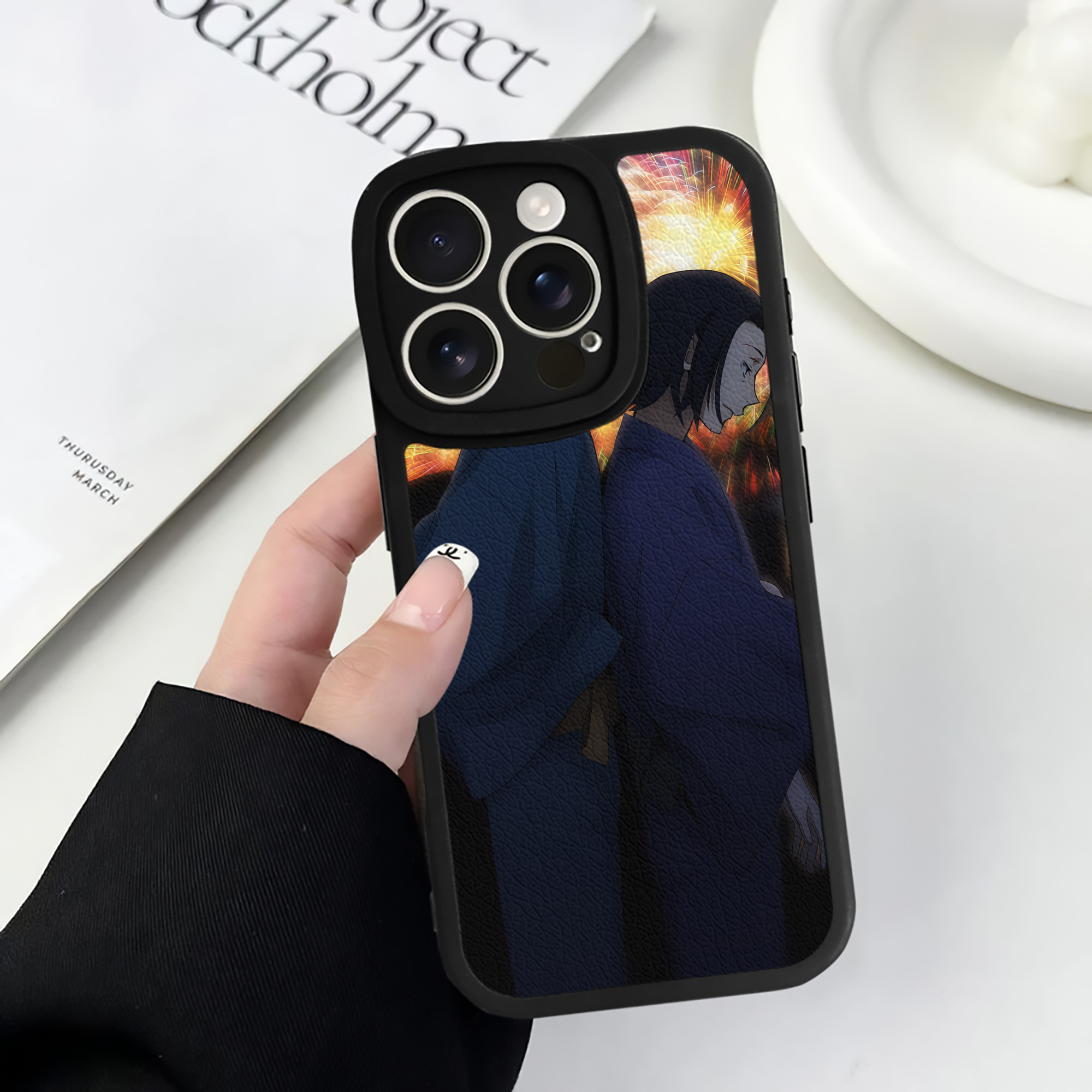 （画像用） 文豪ストレイドッグス Bungo Stray Dogs 【iPhone 16シリーズ対応】シリコンスマホケース（レザー調） 材質：シリコン